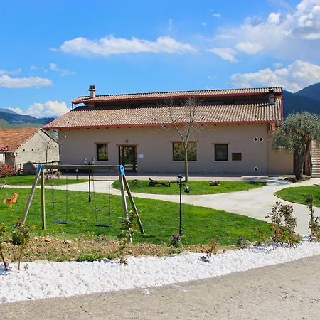 Tenuta Morrone Pertosa Bagian luar foto