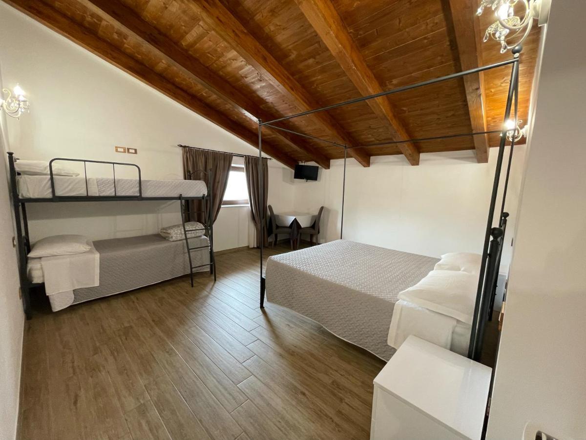 Tenuta Morrone Pertosa Bagian luar foto