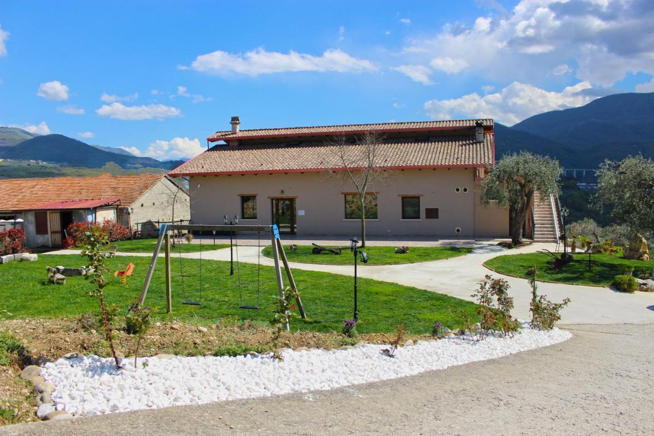 Tenuta Morrone Pertosa Bagian luar foto