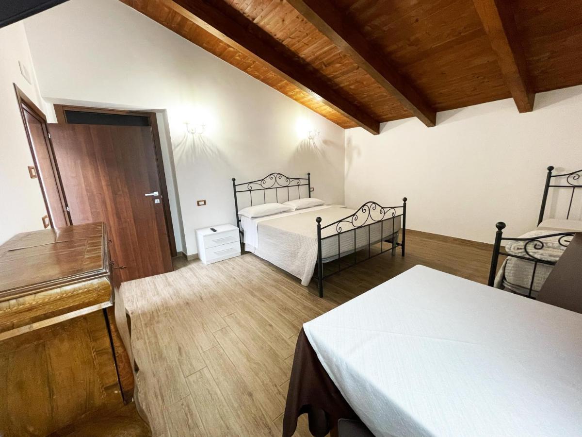 Tenuta Morrone Pertosa Bagian luar foto